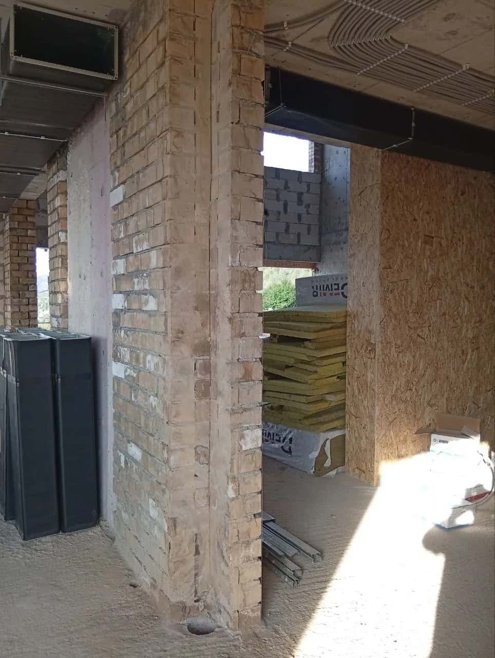 Opening in a brick wall